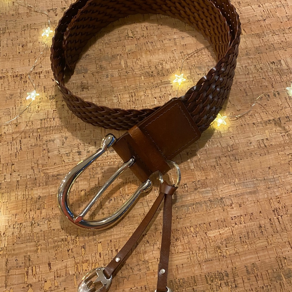 Michael Kors genuine leather brown belt 💗💞Sz-Med - Picture 2 of 3